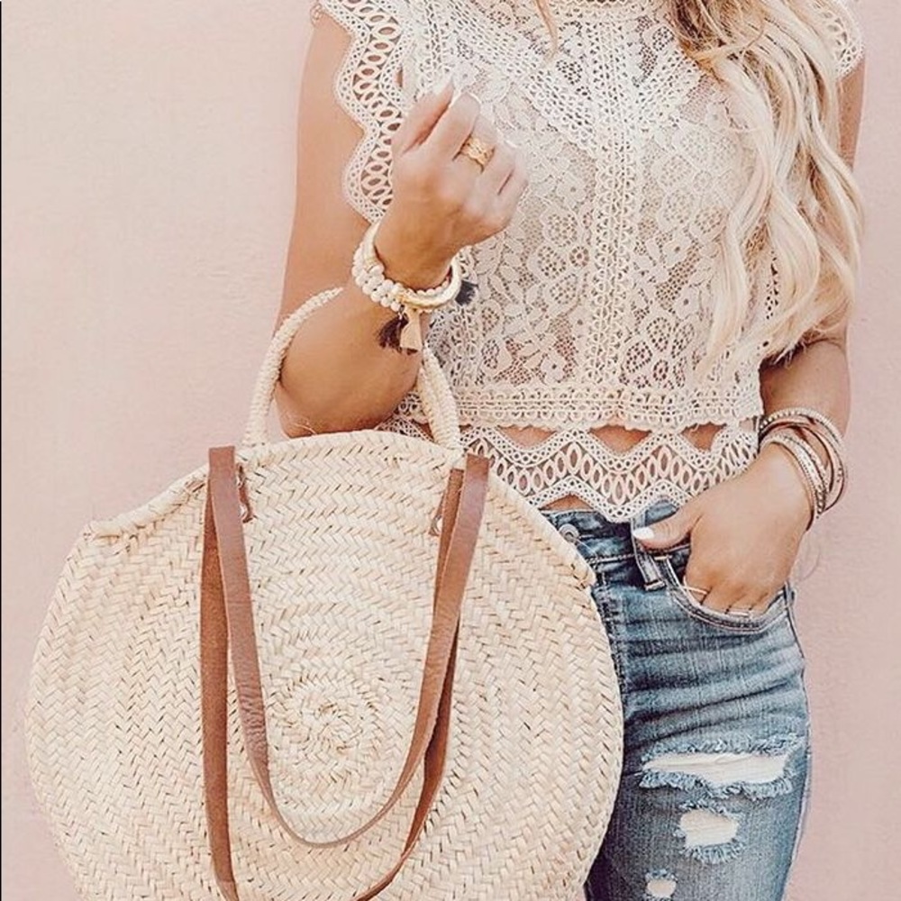 Sassy Crochet Sleeveless Lace Top (beige)